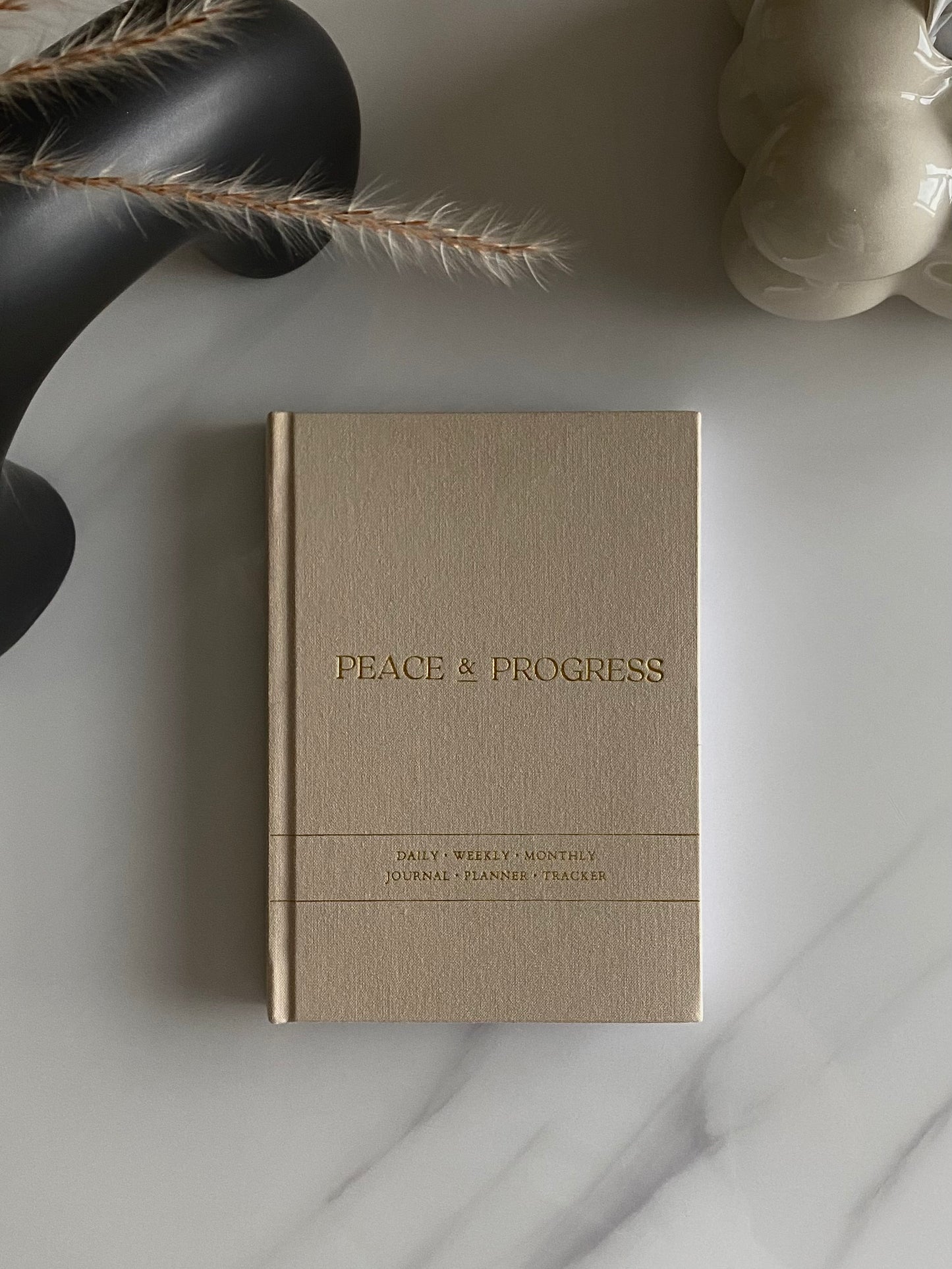 Beige journal, Aesthetic journal